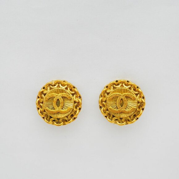 CHANEL Gold Earrings - Picture 1 of 9